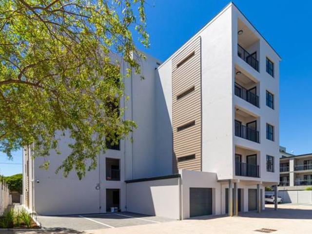 1 Bedroom Apartment in Table View