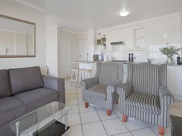1 Bedroom Apartment in Table View