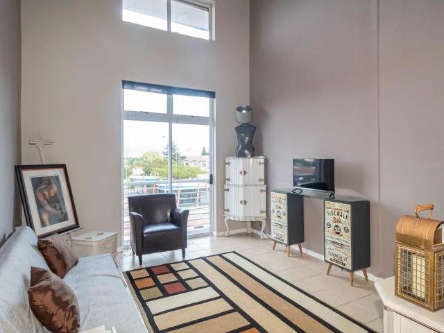1 Bedroom Apartment in Table View