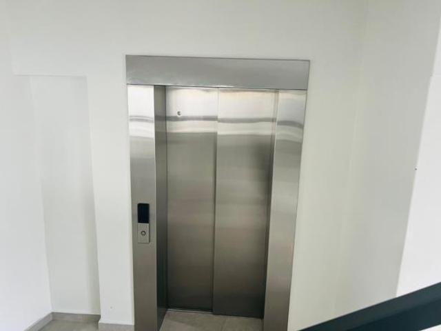 1 Bedroom Apartment in Table View