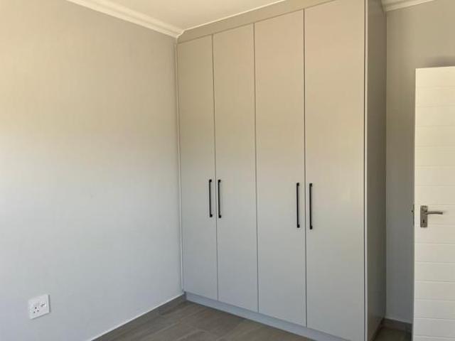 1 Bedroom Apartment in Table View