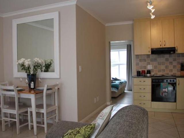 1 Bedroom Apartment in Table View