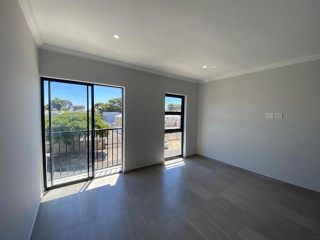 1 Bedroom Apartment in Table View