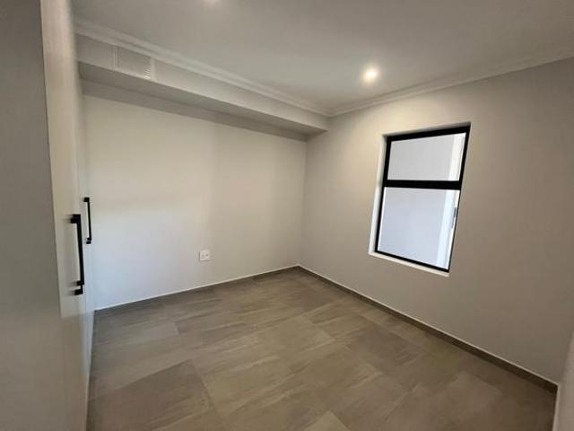 1 Bedroom Apartment in Table View