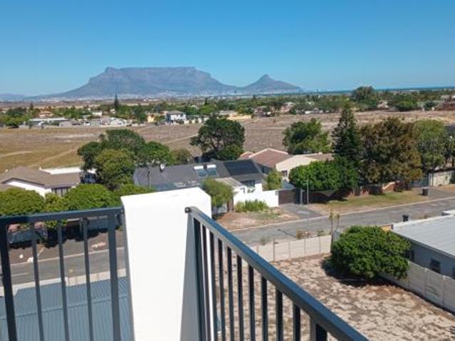 1 Bedroom Apartment in Table View