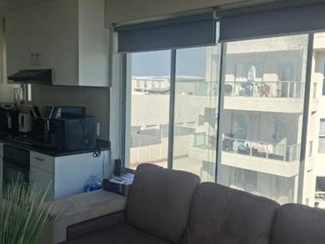 1 Bedroom Apartment in Table View