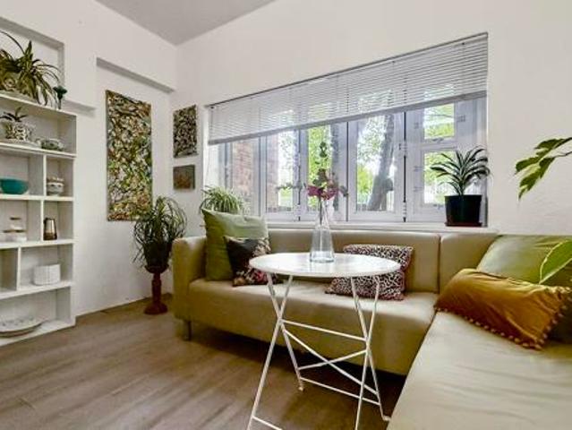 1 Bedroom Apartment in Tamboerskloof