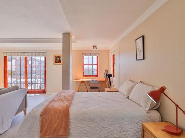 1 Bedroom Apartment in Tamboerskloof