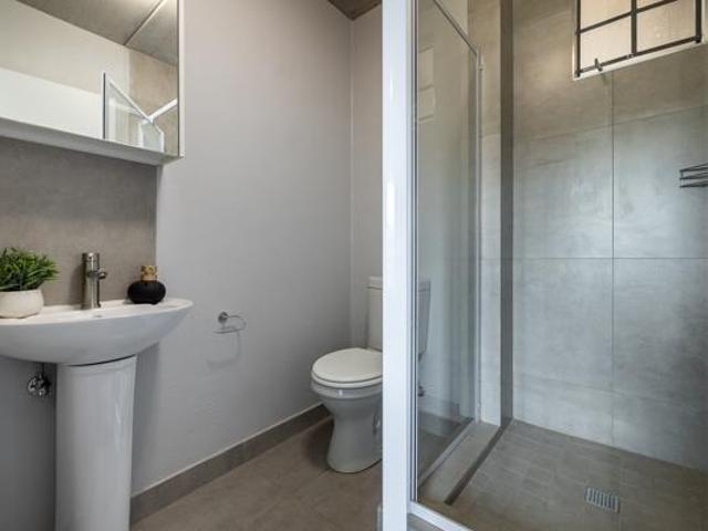 1 Bedroom Apartment in Tembisa Central