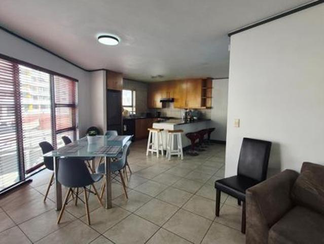 1 Bedroom Apartment in Three Anchor Bay