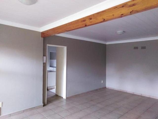 1 Bedroom Apartment in Universitas
