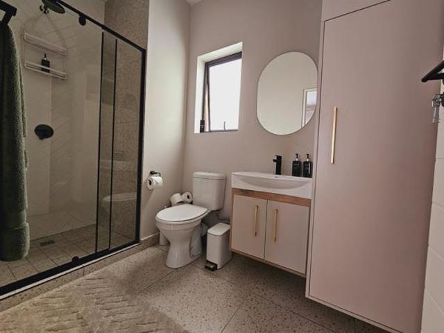 1 Bedroom Apartment in Vyfhoek AH