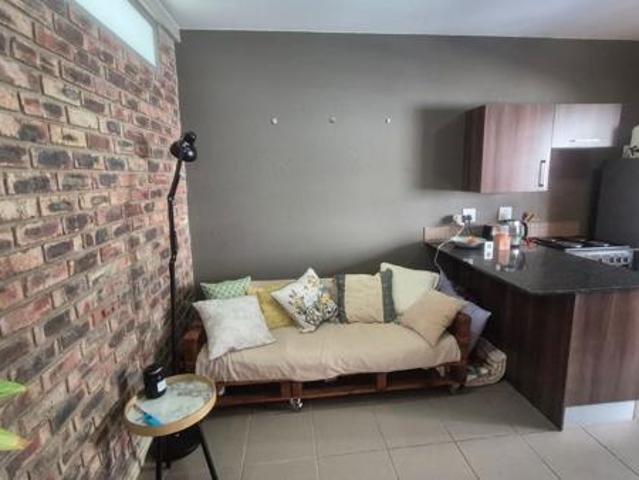 1 Bedroom Apartment in Van Der Hoff Park