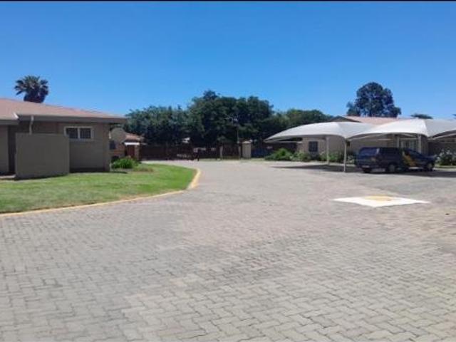 1 Bedroom Apartment in Vanderbijlpark CW