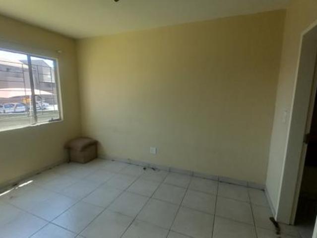 1 Bedroom Apartment in Vorna Valley