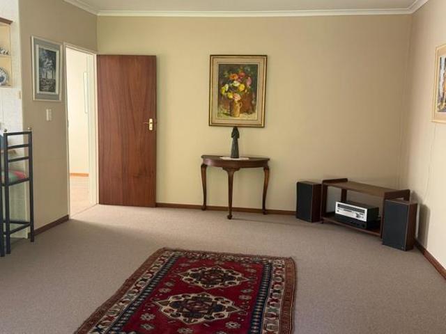 1 Bedroom Apartment in Vredekloof