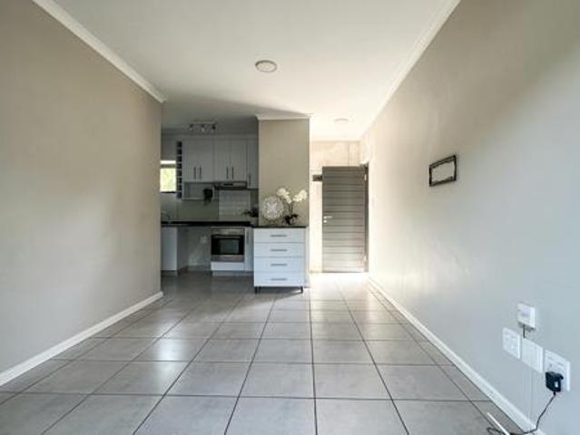 1 Bedroom Apartment in Waterfall