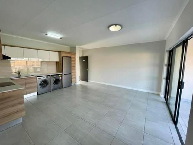 1 Bedroom Apartment in Waterfall