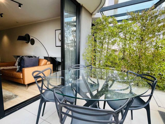 1 Bedroom Apartment in Waterfall
