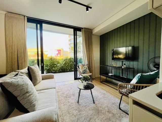 1 Bedroom Apartment in Waterfall
