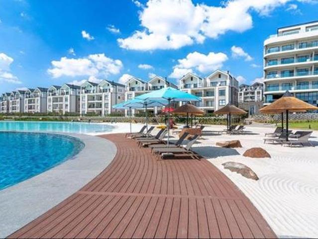 1 Bedroom Apartment in Waterfall