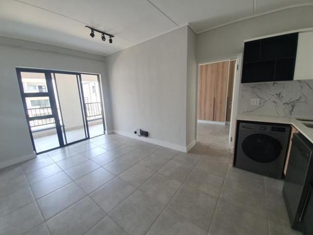 1 Bedroom Apartment in Waterfall