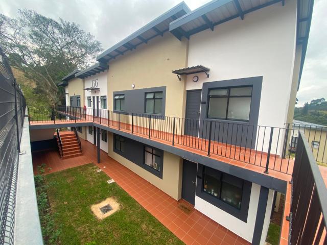 1 Bedroom Apartment in Waterfall