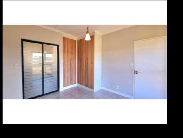 1 Bedroom Apartment in Waterfall