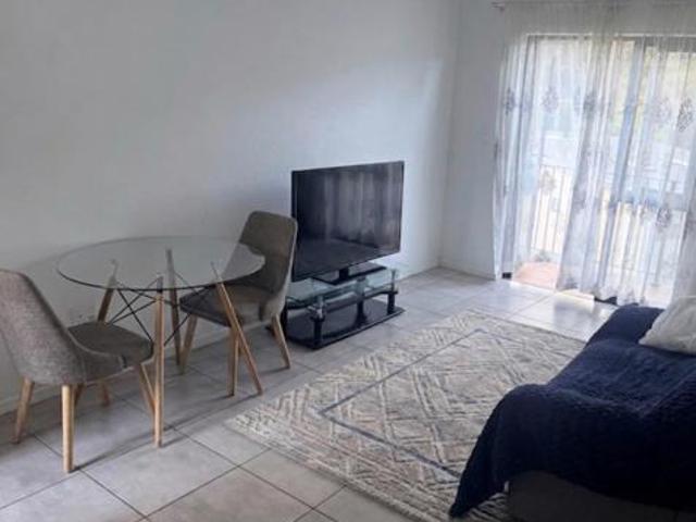 1 Bedroom Apartment in Waterfall