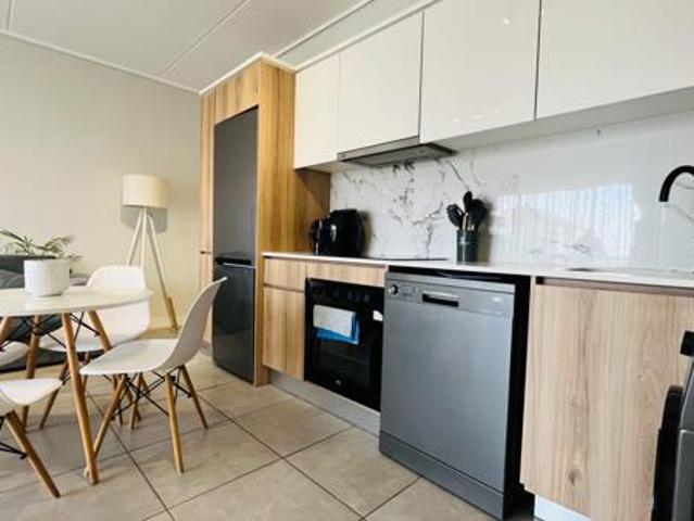 1 Bedroom Apartment in Waterfall