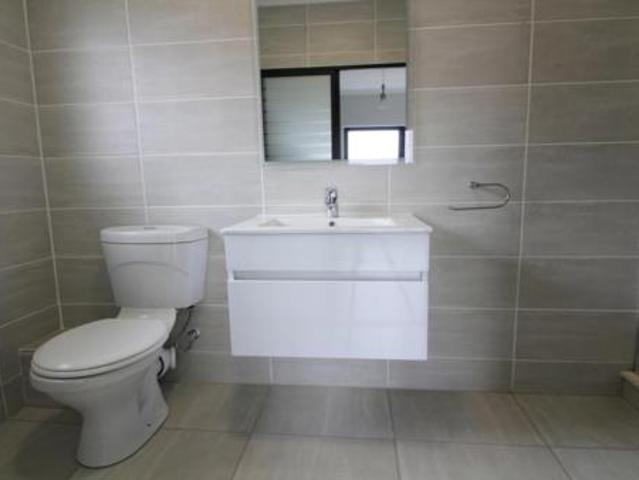 1 Bedroom Apartment in Waterfall