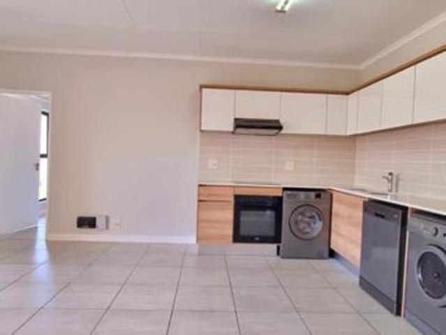1 Bedroom Apartment in Waterfall