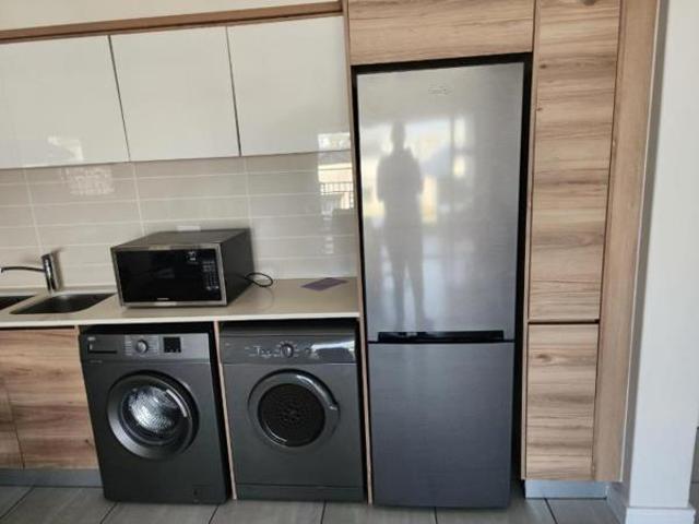 1 Bedroom Apartment in Waterfall