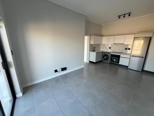 1 Bedroom Apartment in Waterfall