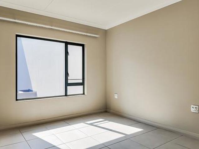 1 Bedroom Apartment in Waterkloof
