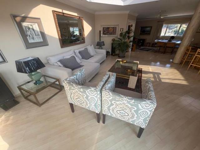 1 Bedroom Apartment in Waterkloof