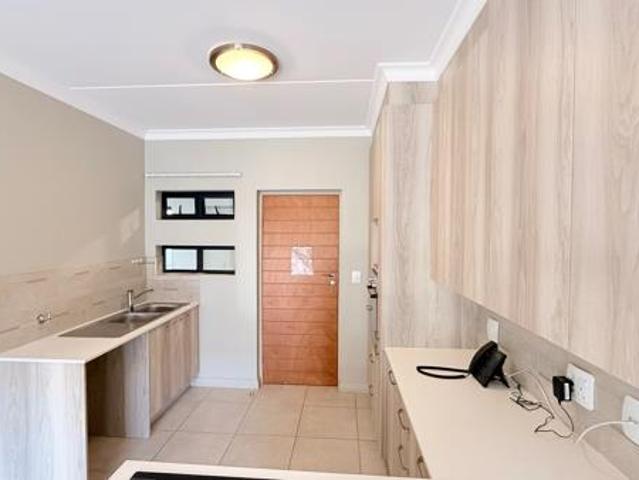 1 Bedroom Apartment in Waterkloof Ridge