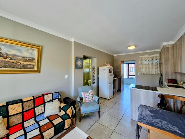 1 Bedroom Apartment in Waterkloof Ridge