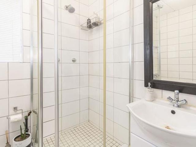 1 Bedroom Apartment in West Beach