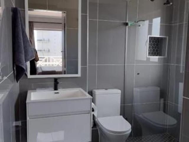 1 Bedroom Apartment in West Beach