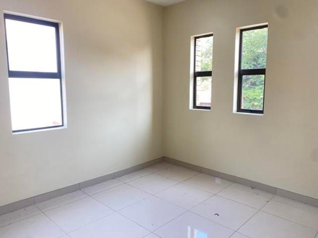1 Bedroom Apartment in Wierda Park