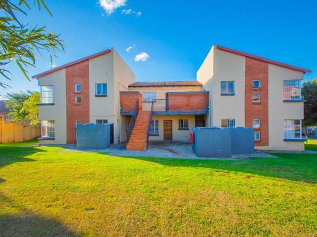 1 Bedroom Apartment in Willowbrook