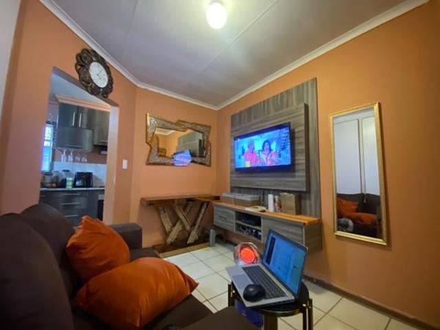 1 Bedroom Apartment in Willows