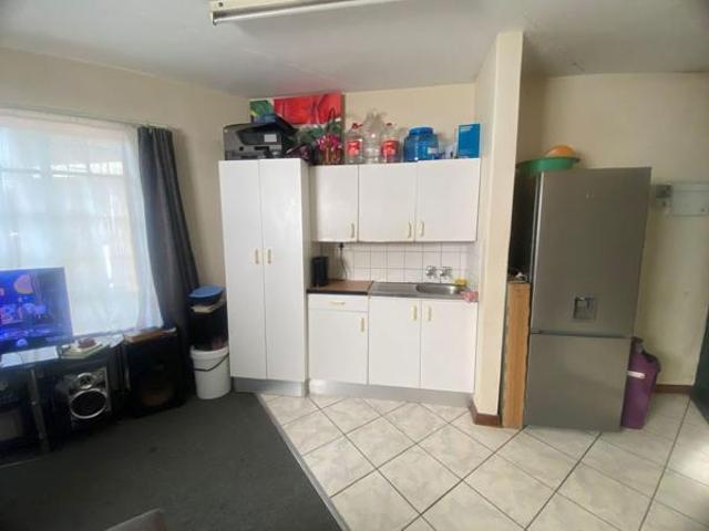 1 Bedroom Apartment in Willows