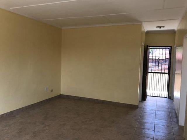 1 Bedroom Apartment in Windsor East
