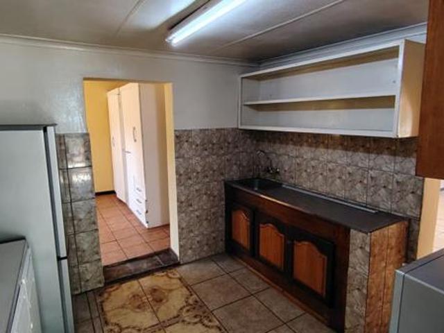1 Bedroom Apartment in Witpoortjie