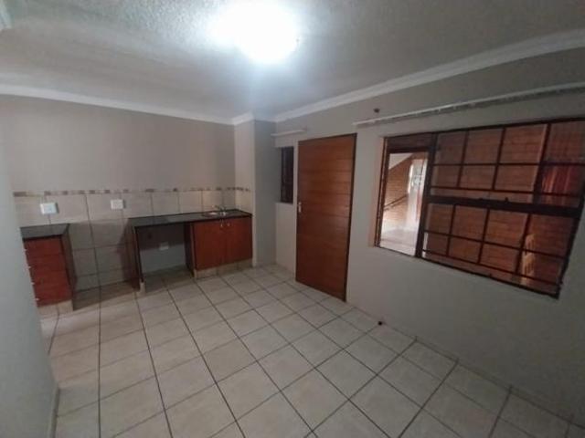 1 Bedroom Apartment in Wonderboom South
