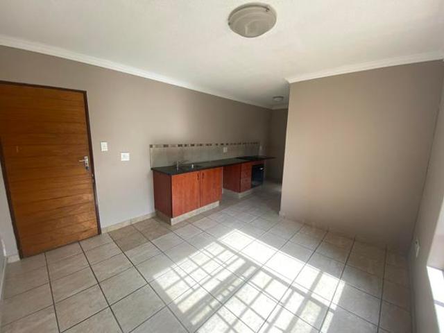 1 Bedroom Apartment in Wonderboom South