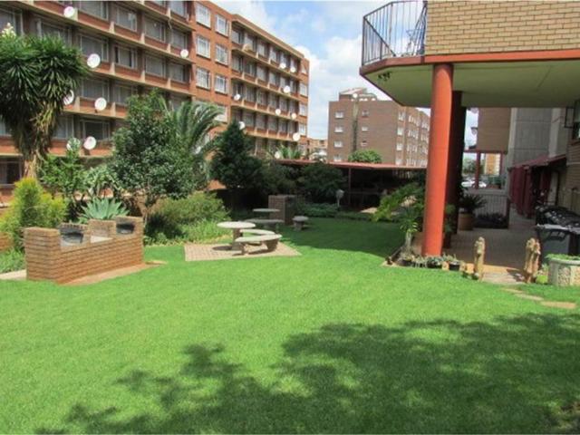 1 Bedroom Apartment in Wonderboom South