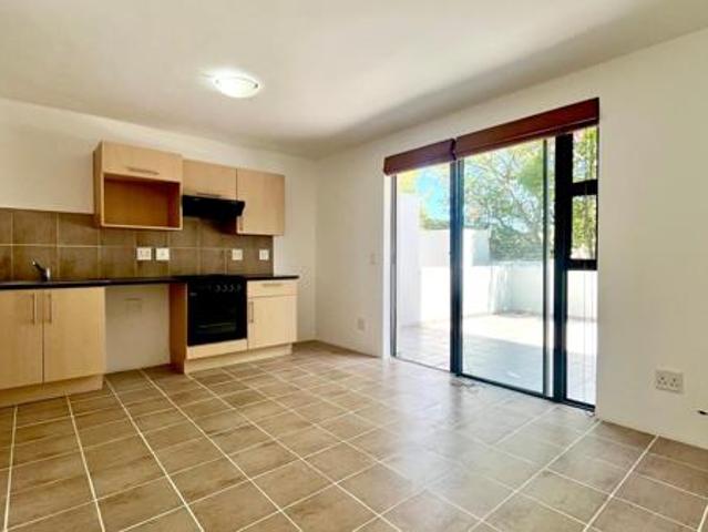 1 Bedroom Apartment in Zonnebloem